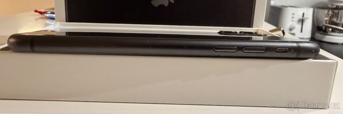 iPhone 11 64GB, baterie 100%, plně funkční - 6