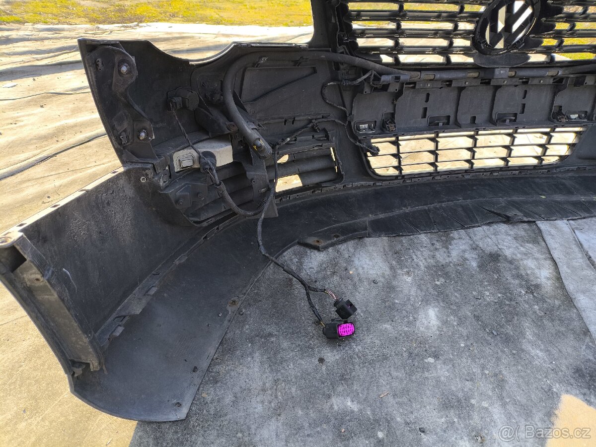 Přední nárazník B6 se senzory - 6