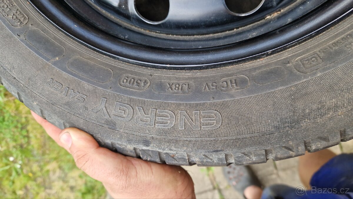 Prodám rezervní kolo z Peugeot 307 - 6