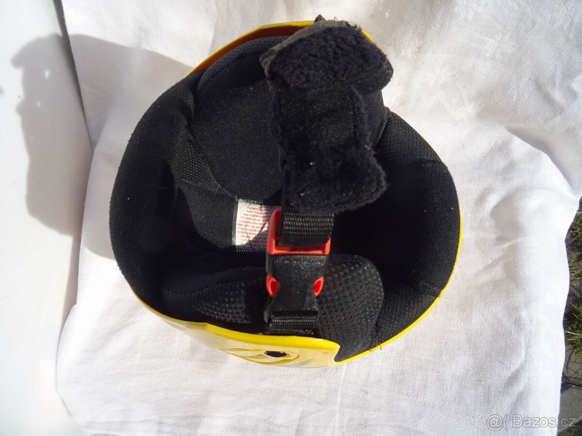 Dětská lyžařská přilba , velikost 48. - 6