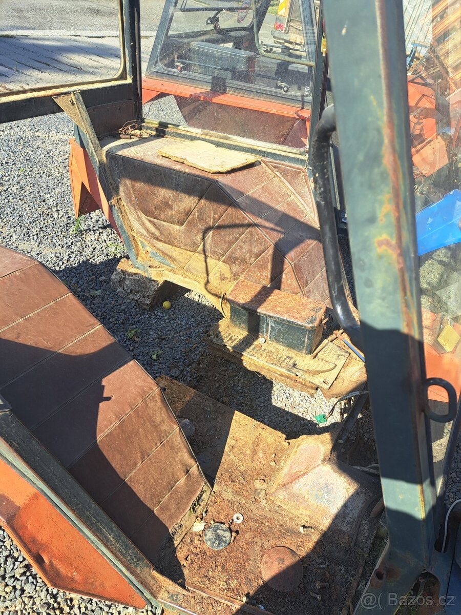 Zetor ram kabiny z blatníky - 6