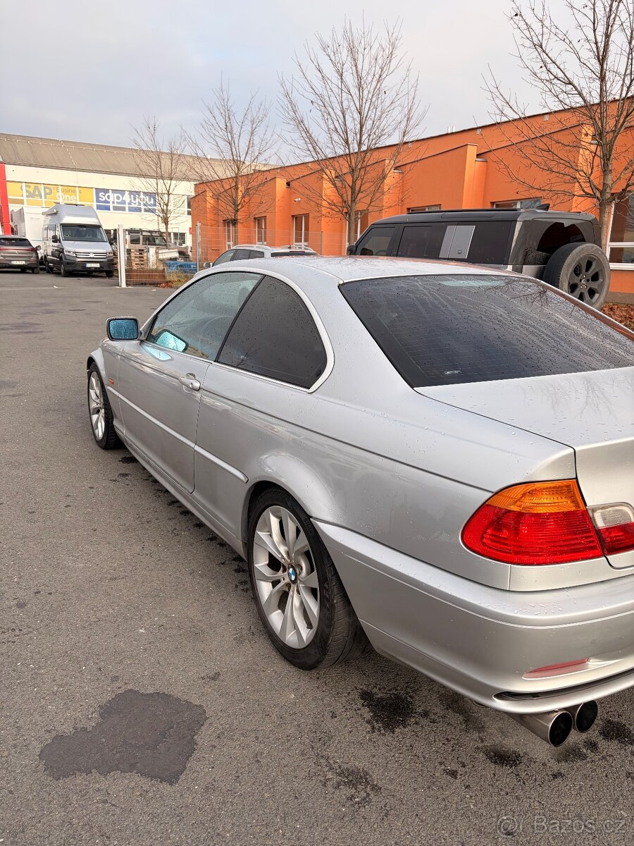 BMW E46 323i coupe - 6