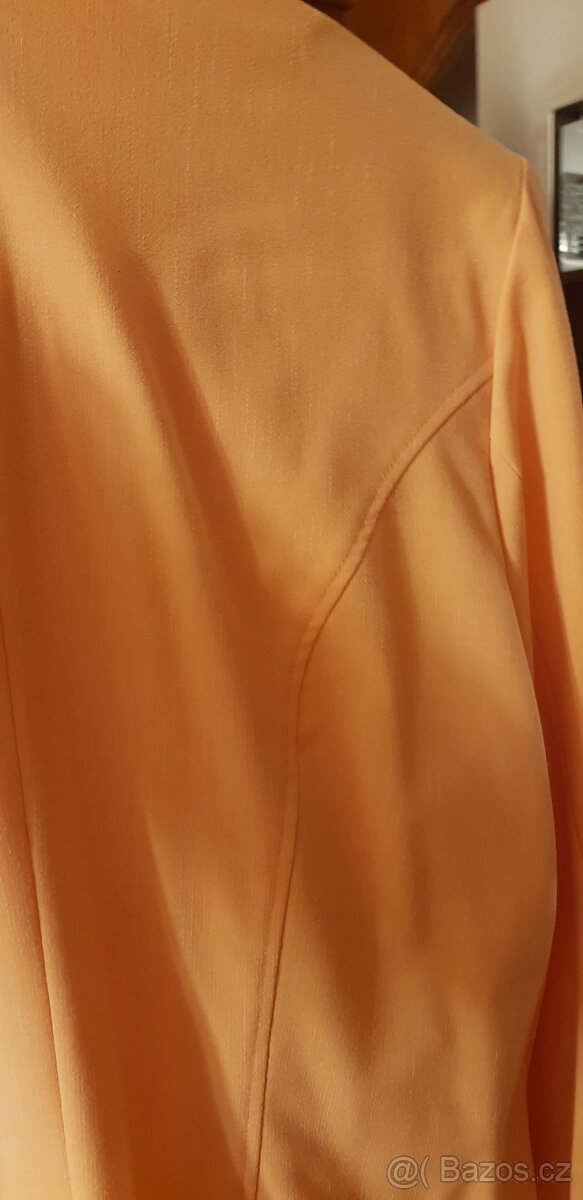 Dámský kostym - 6
