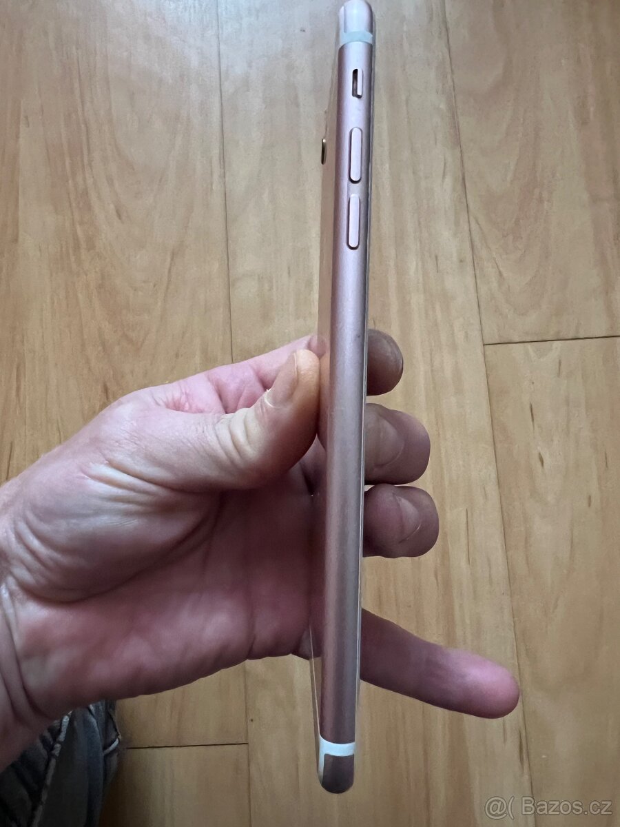 Prodám IPhone 6 plus 64 gb - 6