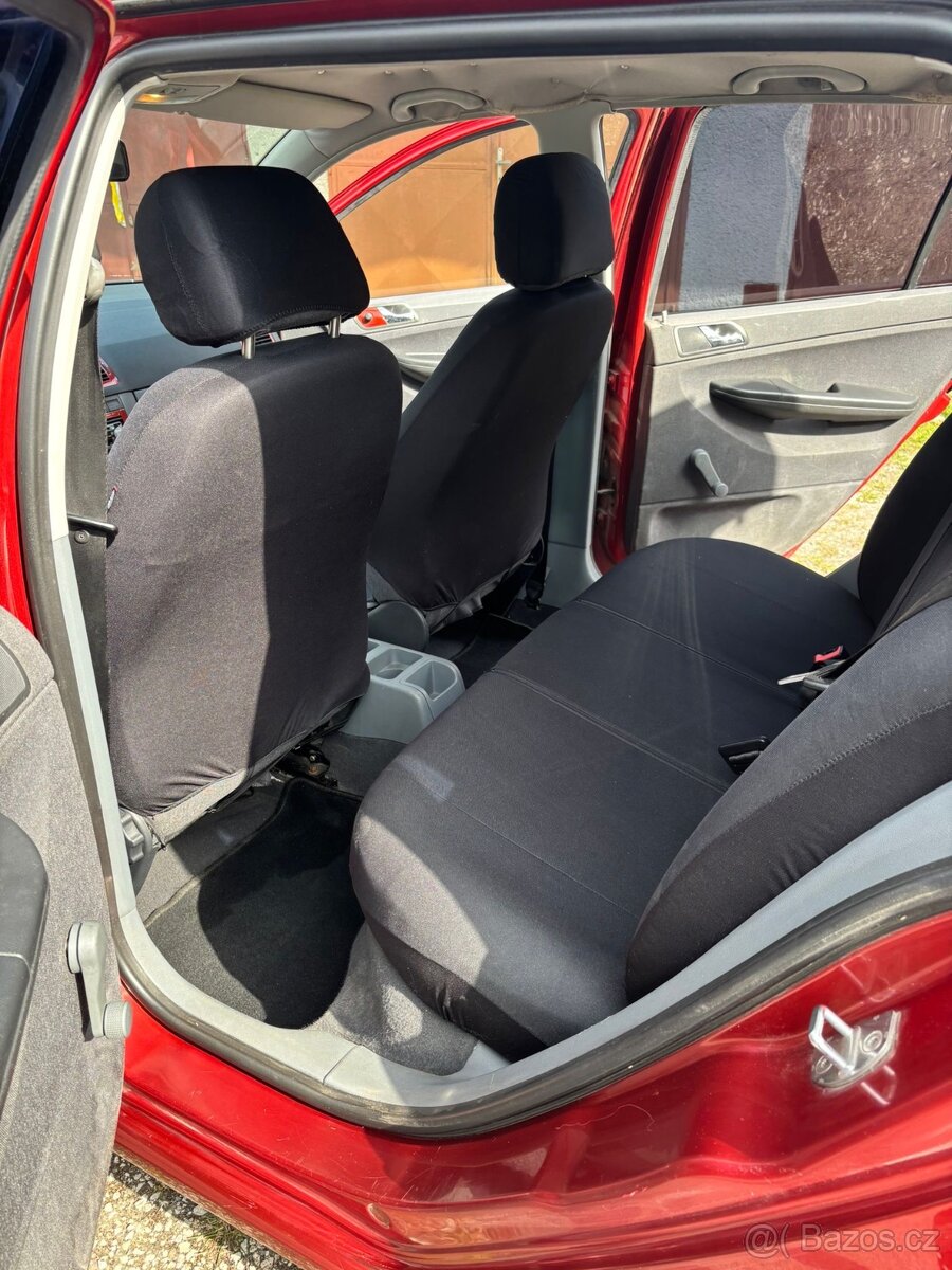 Škoda fabia combi 1,4MPI - 6
