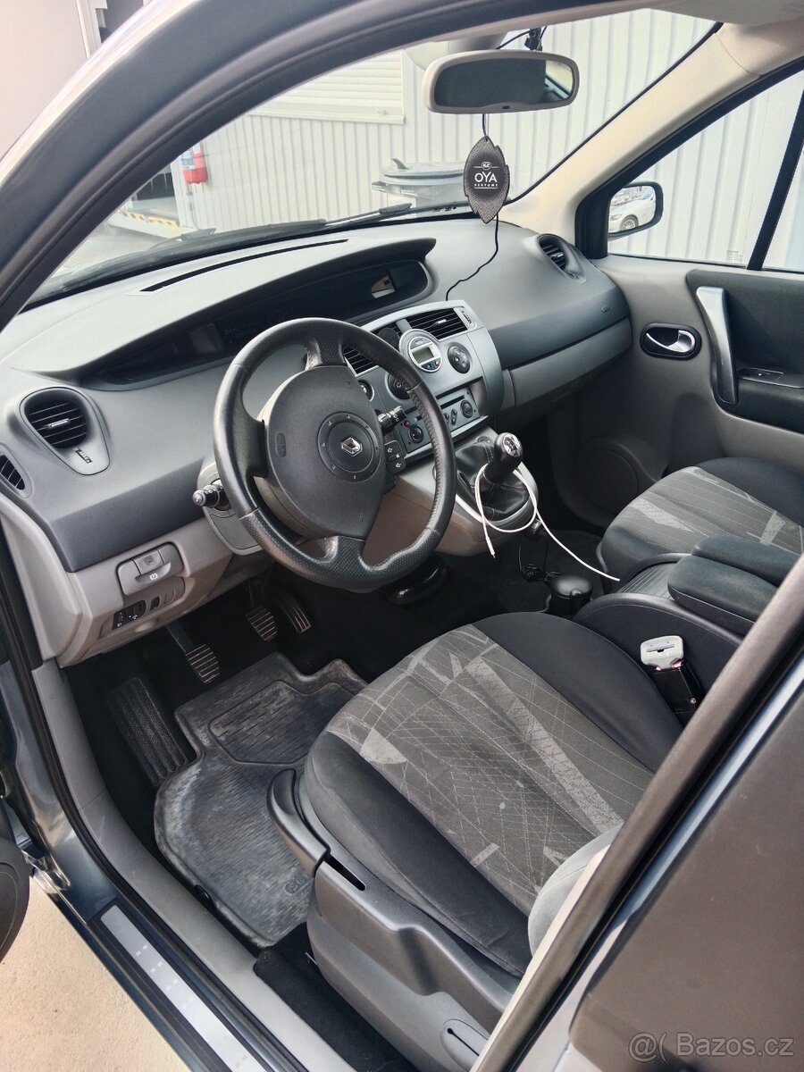 Renault Grandscenic 2 - 6