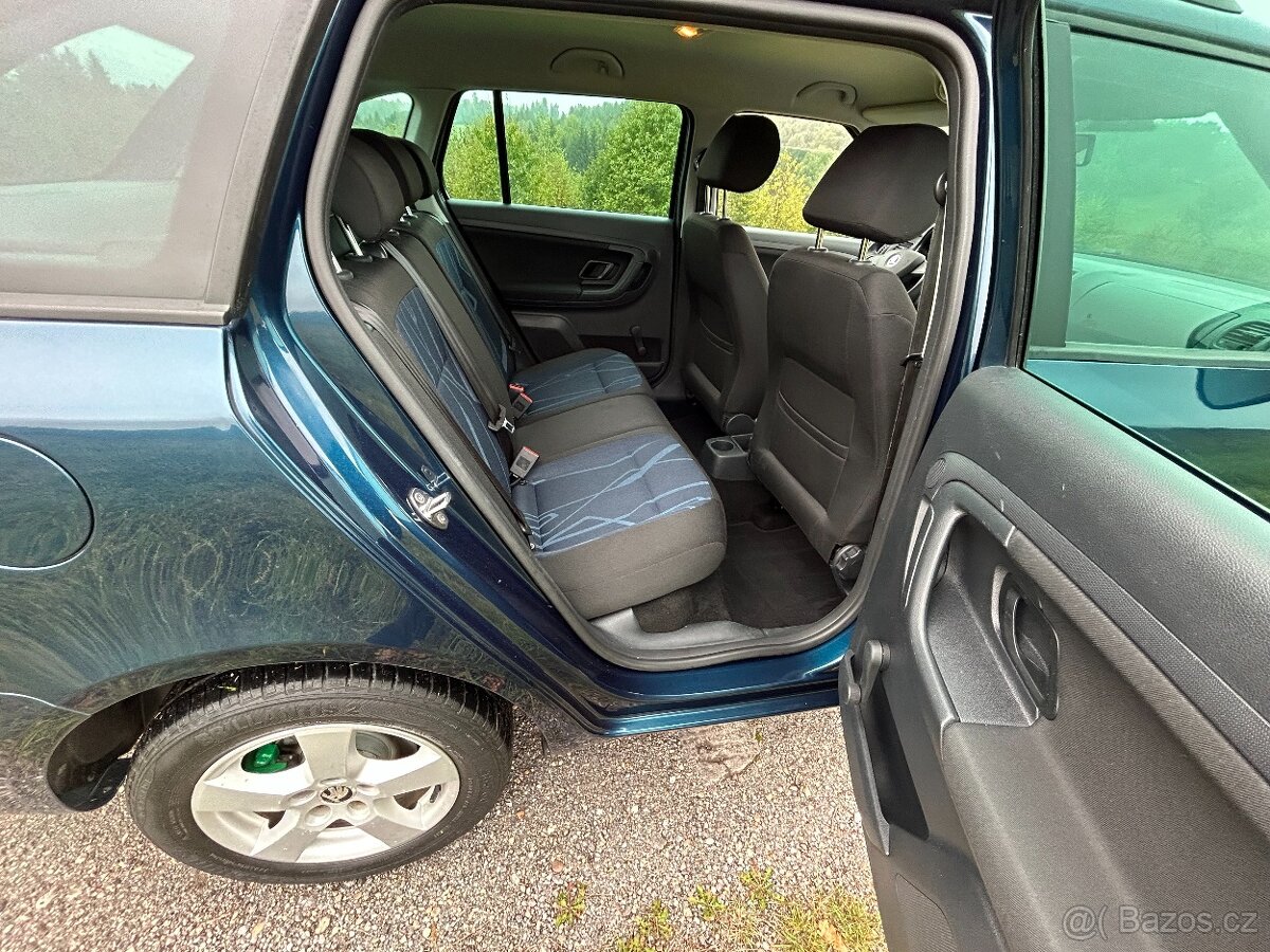 Prodám Škoda Fabia II 1.2 tsi FRESH - 6
