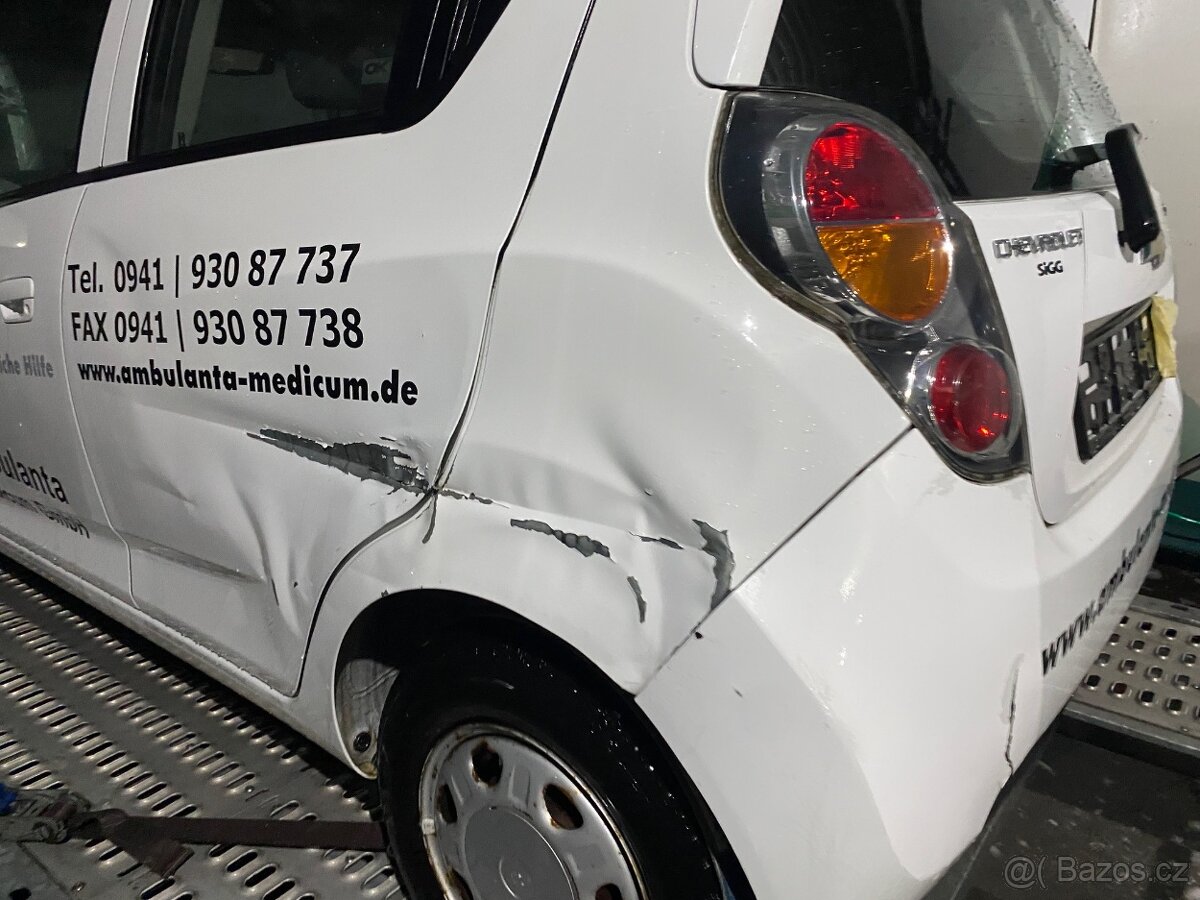Chevrolet Spark 1.0L RV 2011 poškozaný - 6