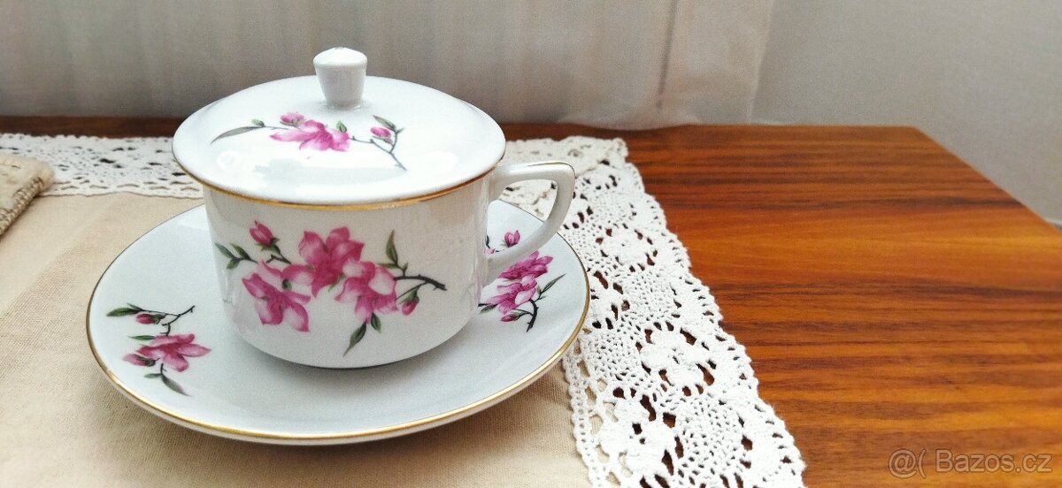 Starožitné čajové hrníčky,terina,džbán,omáčník s pokličkou - 6