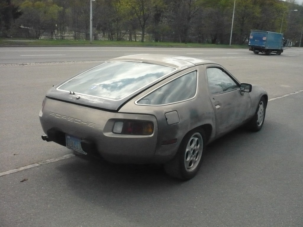 Porsche 928 manuál - 6