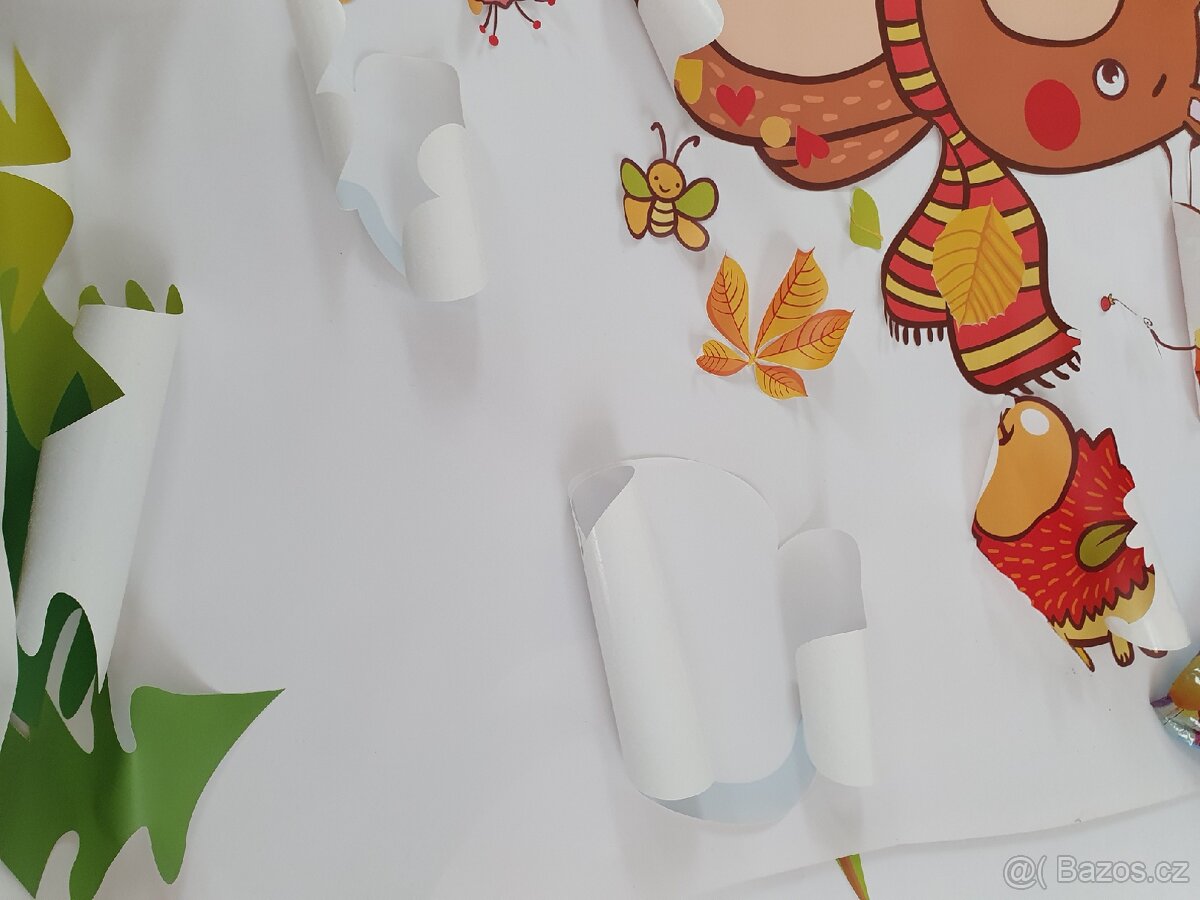 Monitor dechu + 2x postýlka, prostěradla, samolepky na zed - 6