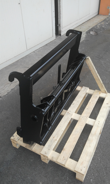 Adaptér JCB Qfit na EURO traktor čelní nakladač - 6