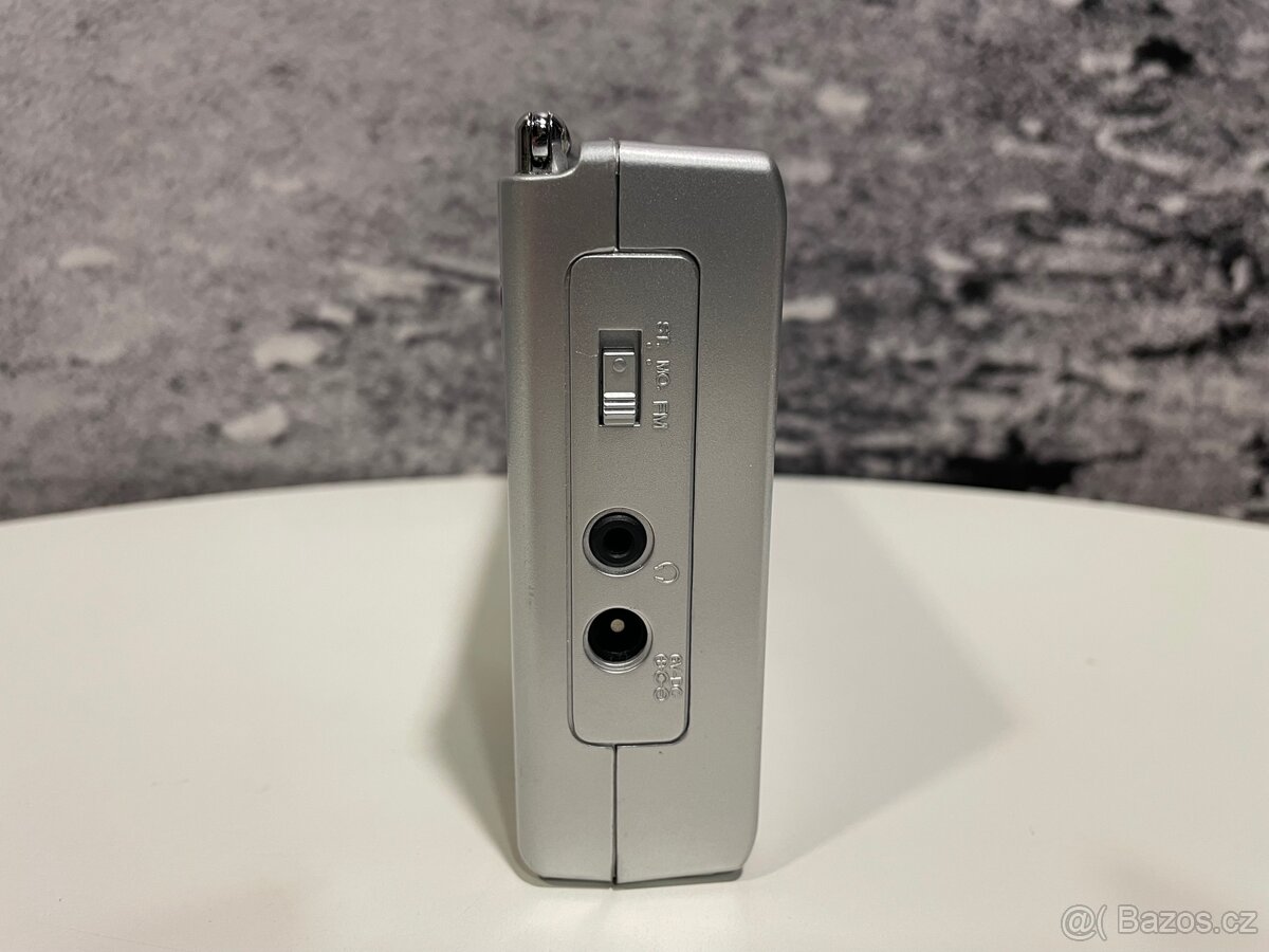 Sangean ATS-404 AM/FM Stereo/SW Receiver - 6