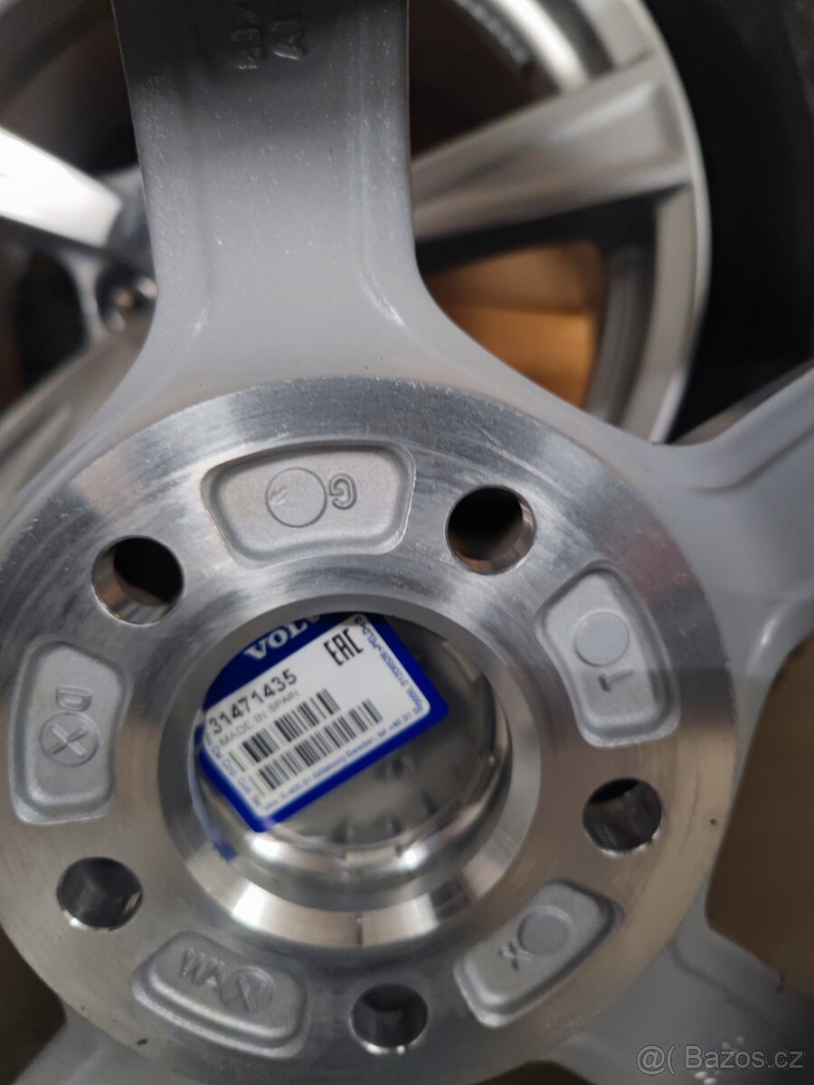 Zimní alu sada 5x108 R18 Volvo XC90 235/60/18 nepoužito - 6