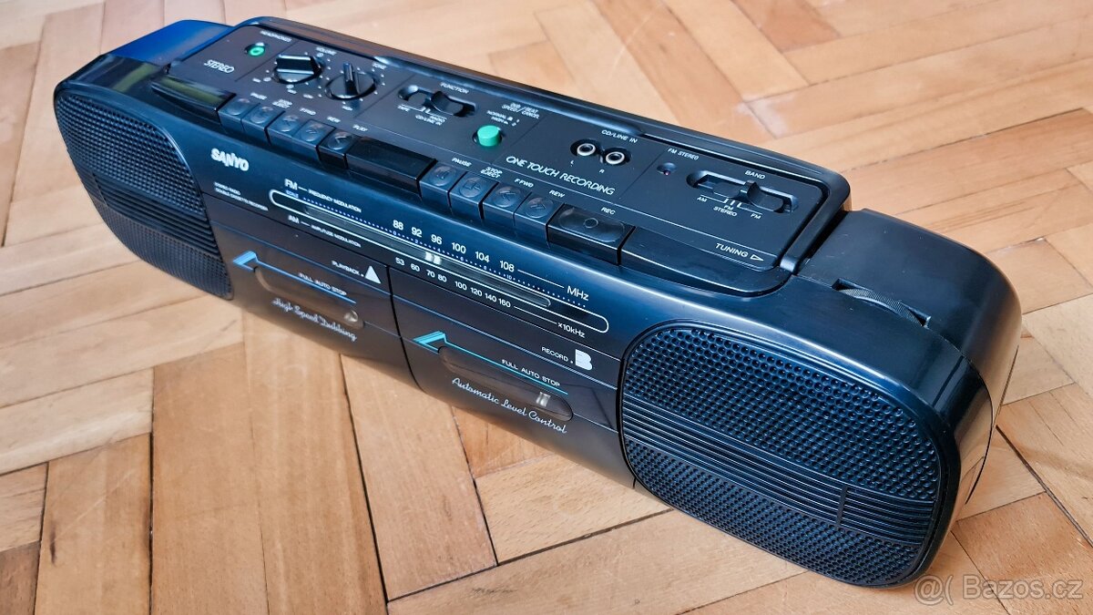 Boombox Sanyo MW 708F - 6