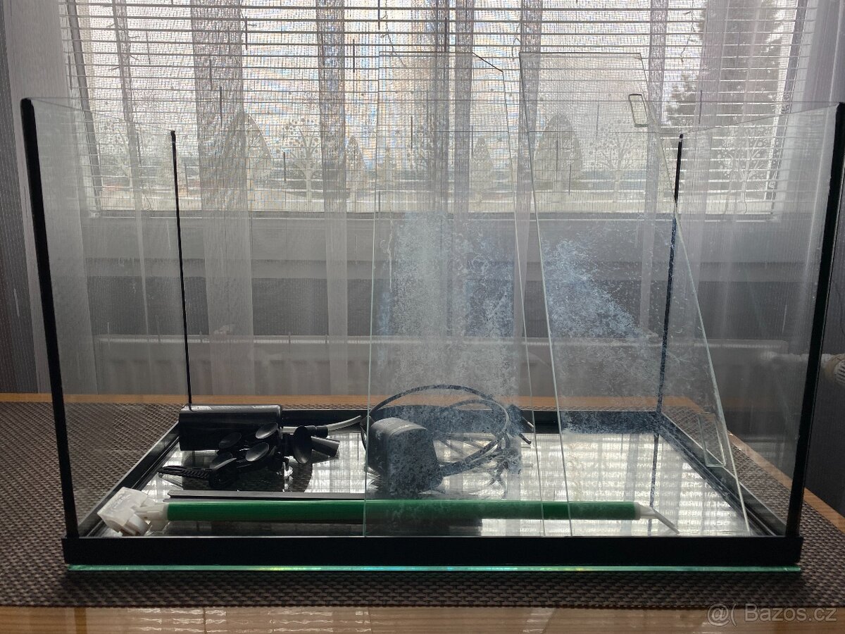 Akvárium 45l na míru + příslušenství - 6