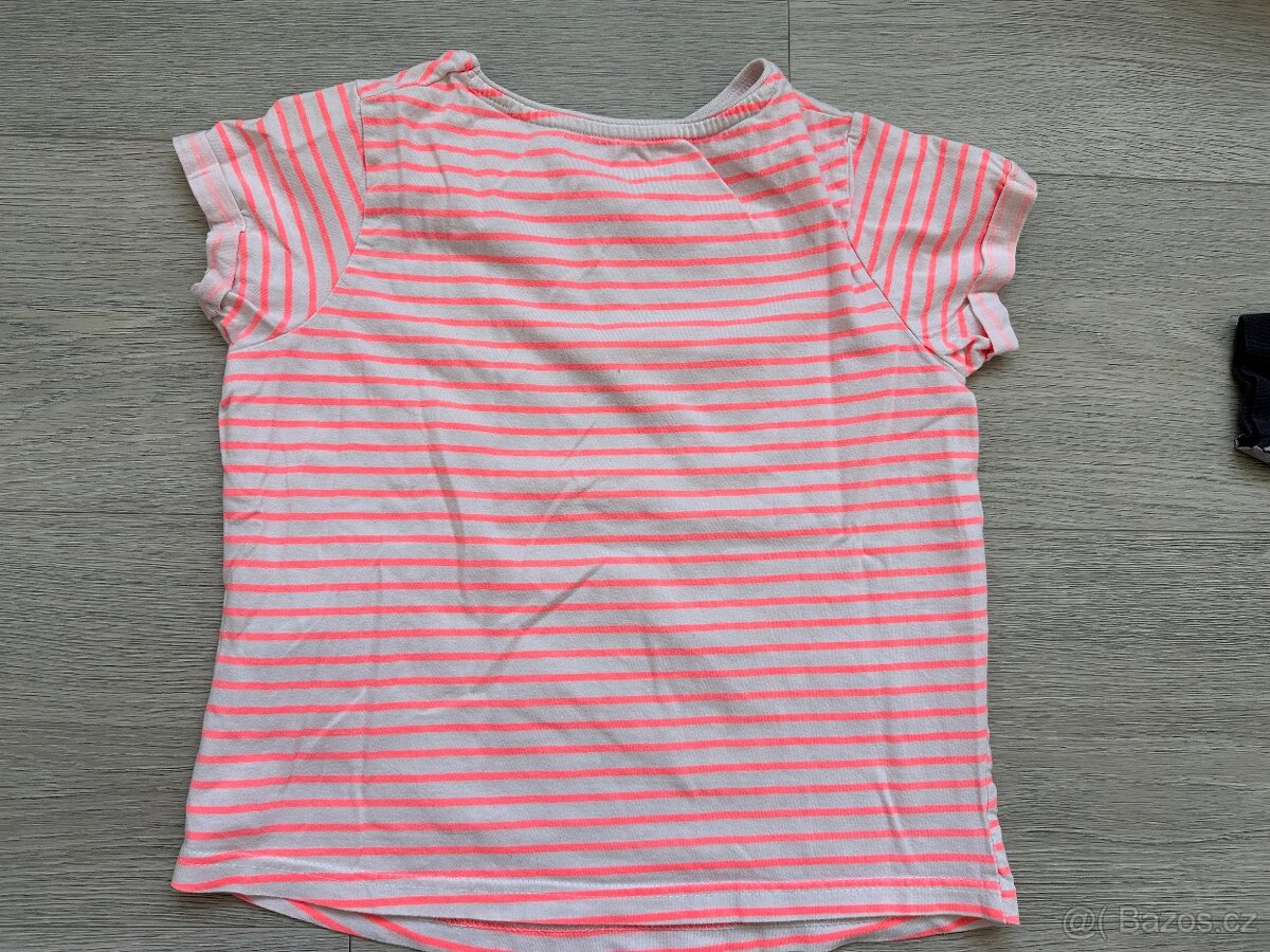Dívčí trička Reserved a Primark, vel. 134 - 6