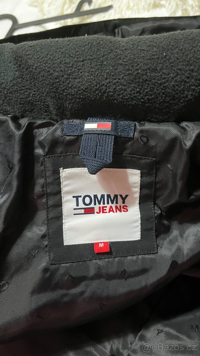 Péřový kabát Tommy Jeans - 6