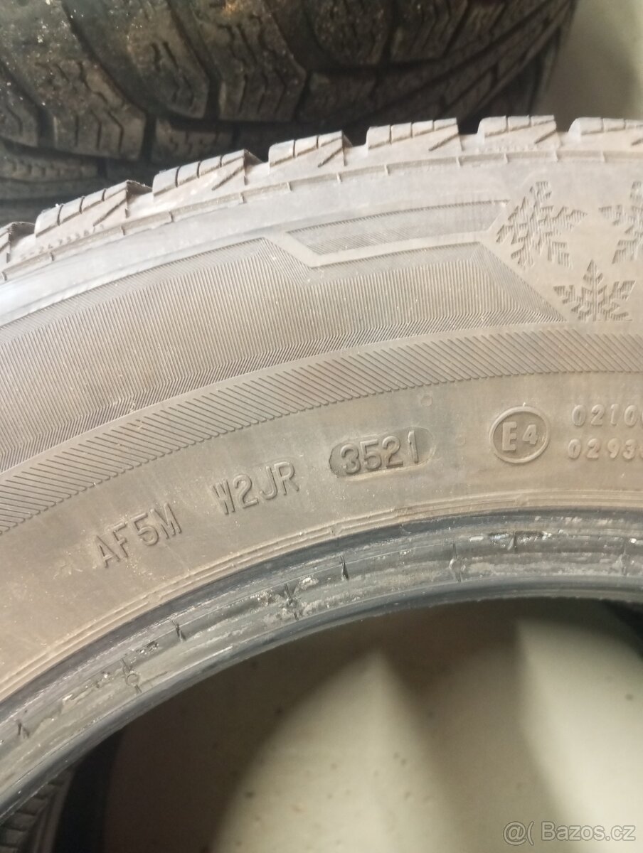 Zimní pneu 215/60/16 - 6