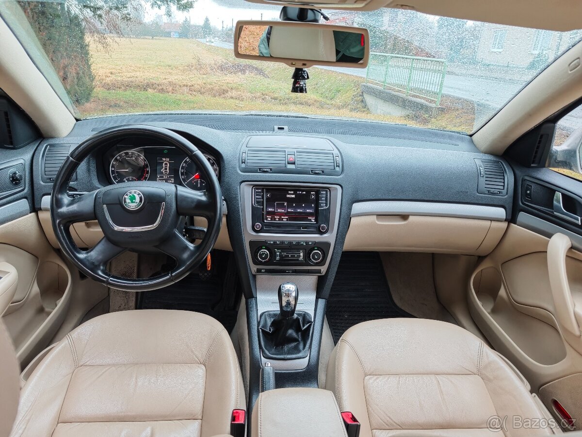 Škoda Octavia II combi facelift - 6