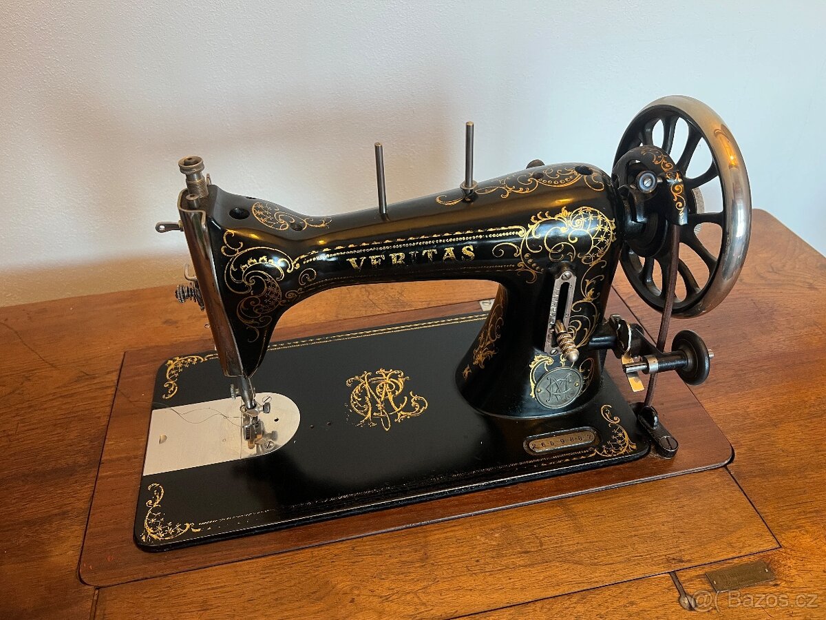 Šicí stroj Veritas v krásném stavu - 6