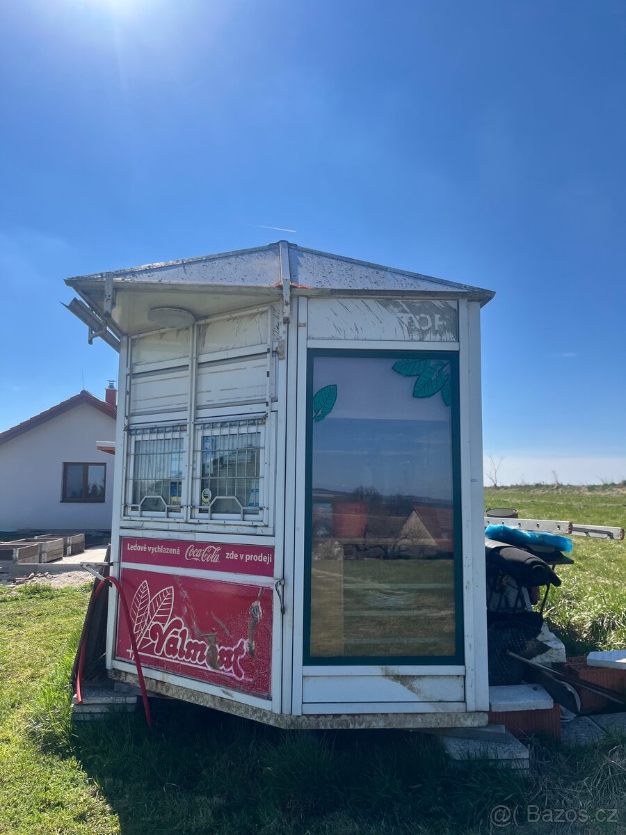 Novinový stánek/stavební buňka - 6