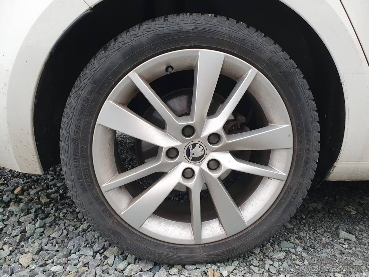 škoda octavia 3 facelift 1.4tsi CNG + benzín - 6