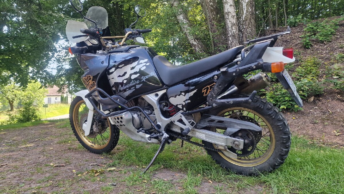 HONDA XRV 750 Africa Twin - 6