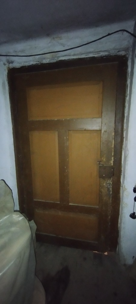 Historické kazetové dveře s původním krabicovým zámkem - 6