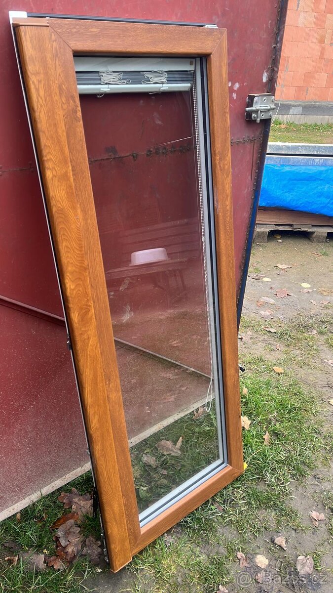 Dvojdílné okno + příslušenství 113x144cm - 6