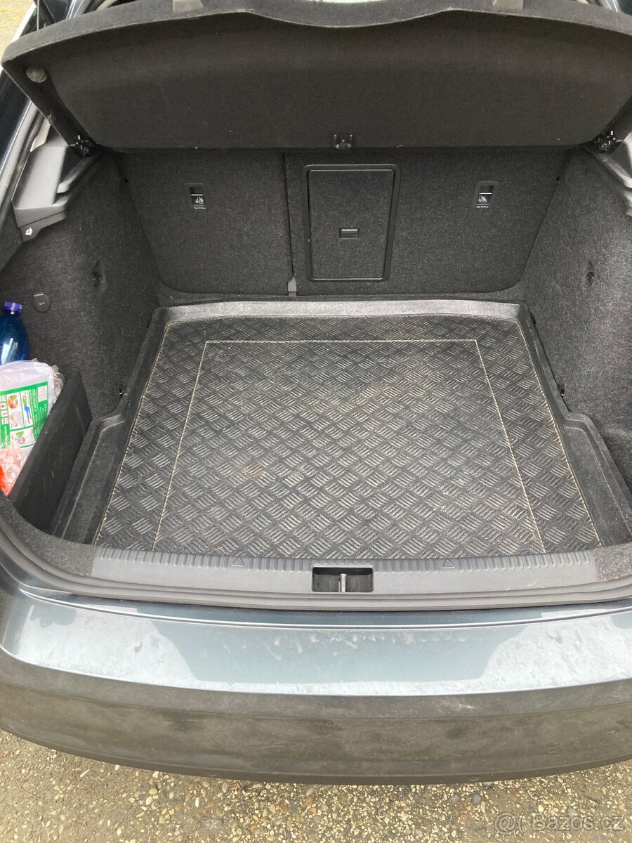 32000 km Octavia III 1,6 tdi 85 kw 2019 stav nového vozu - 6