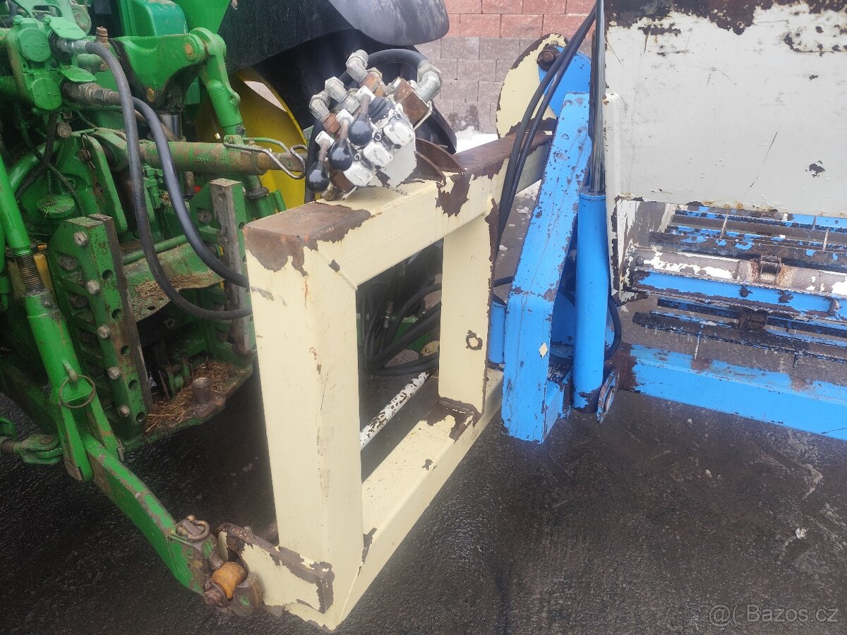 Rozvinovač balíků CALVET DB 2000 - 6