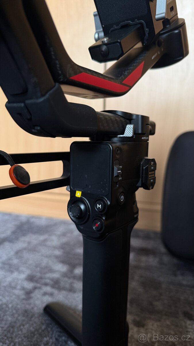 DJI Ronin RS 4 Pro - top stav - 6
