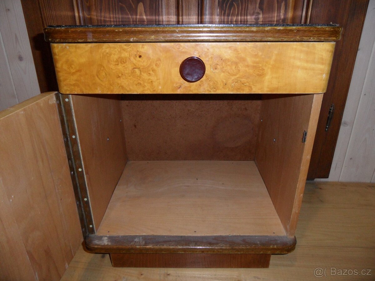 Skříň, noční stolek - 6