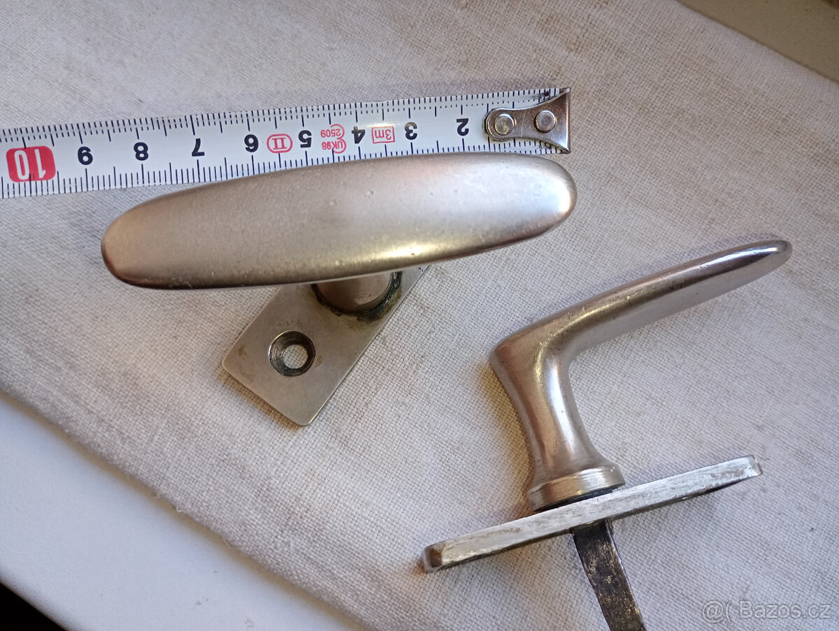 Starožitné kování okna mosaz činžák 1930 - 6