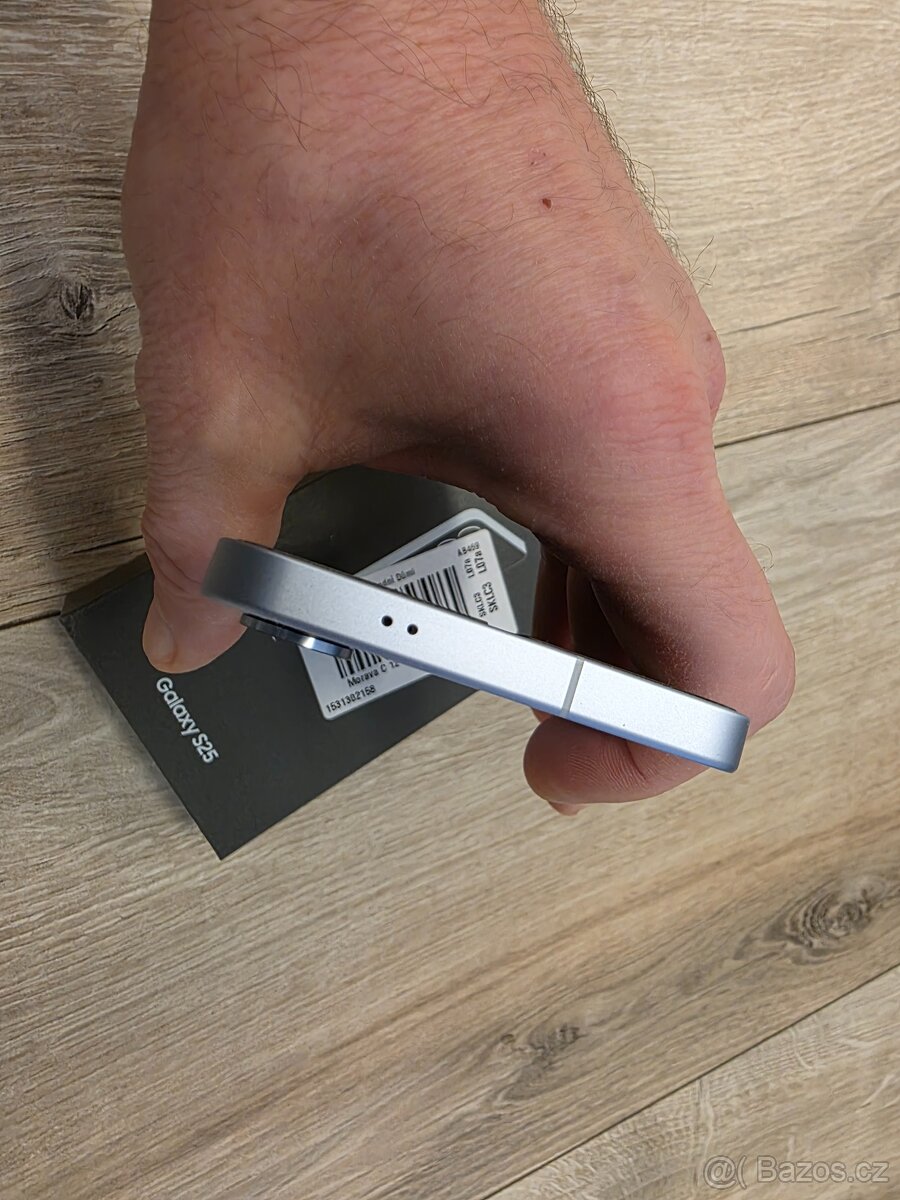 Samsung Galaxy S25 - 6