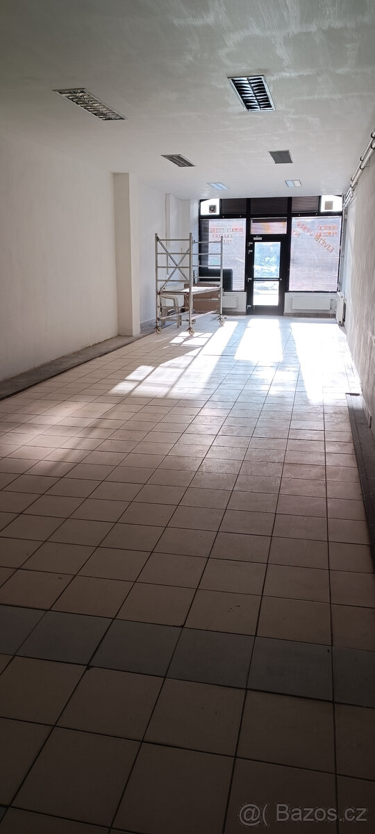 Pronájem obchodních prostor, 150m2 - Rousínov - 6