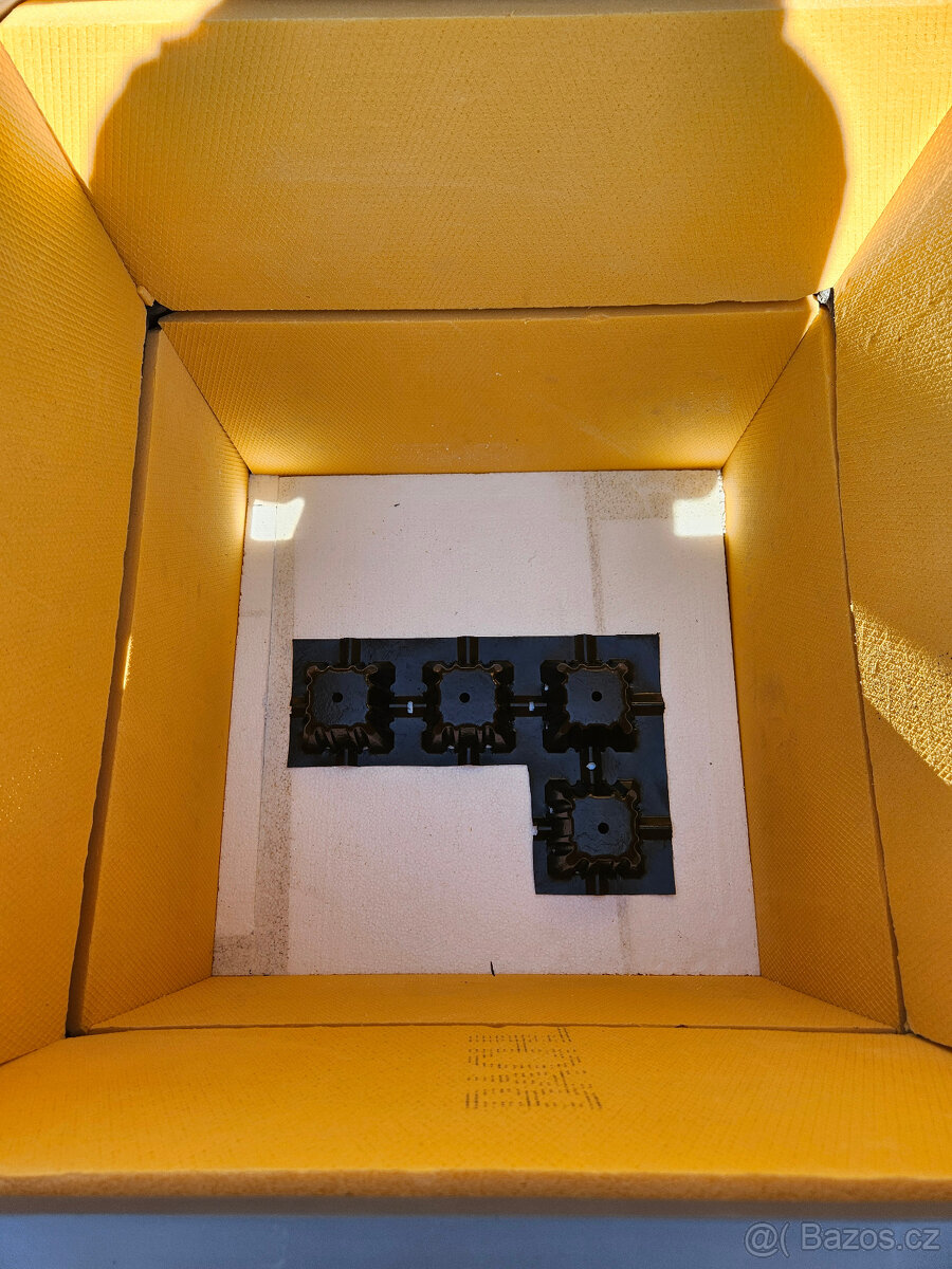 Materiál pro přípravu venkovního květináče na výsadbu - 6