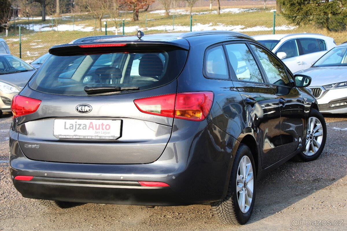 KIA Ceed 1.6 GDi 99kW serviska, 2x kola - 6
