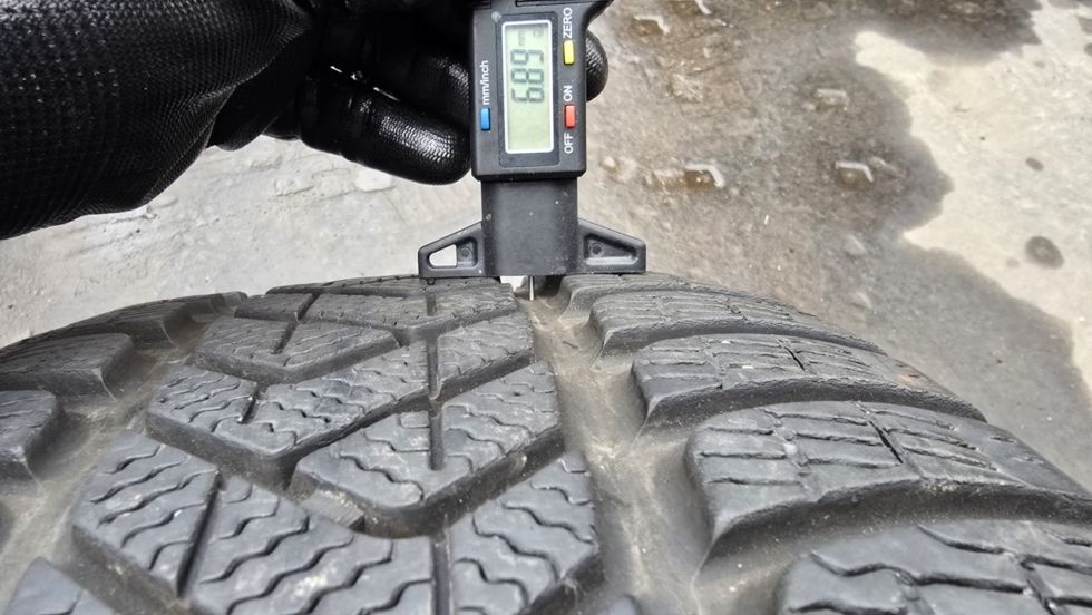 Zimní pneumatiky 255/45/19 Pirelli - 6
