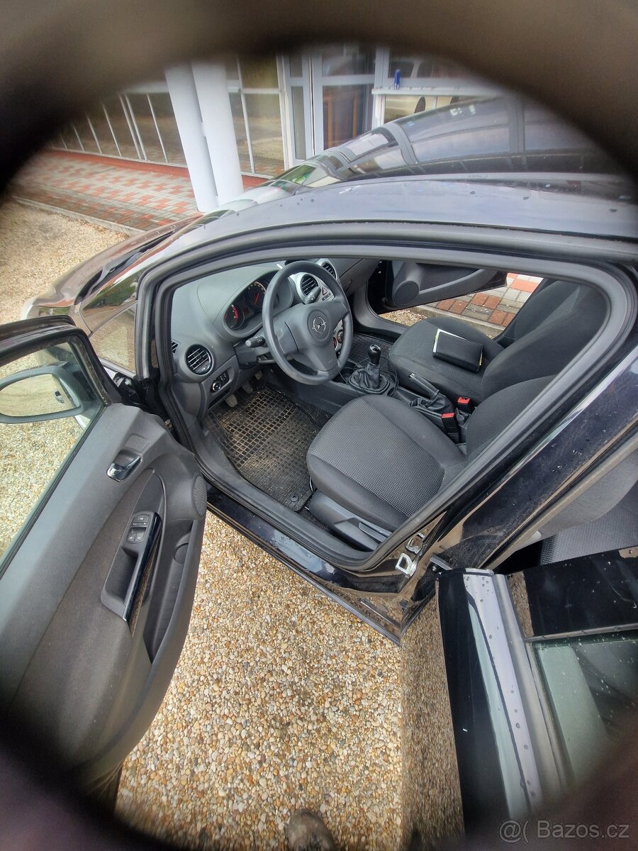 Opel Corsa 1.2 51kw 2011 - 6