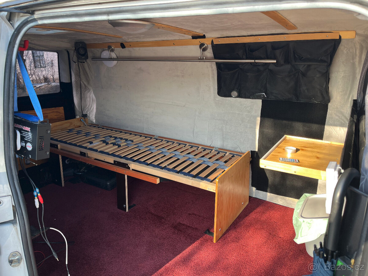 Obytný MB Vito CDI113 4x4 - poškozený motor - 6