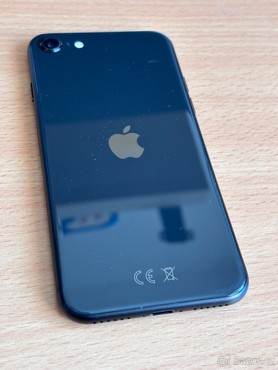 iPhone SE (2020) 64 GB, Černý - 6