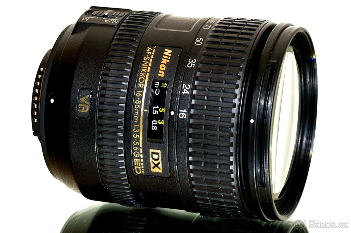 Nikon AF-S 16-85mm f/3,5-5,6 VR +UV filtr TOP STAV - 6