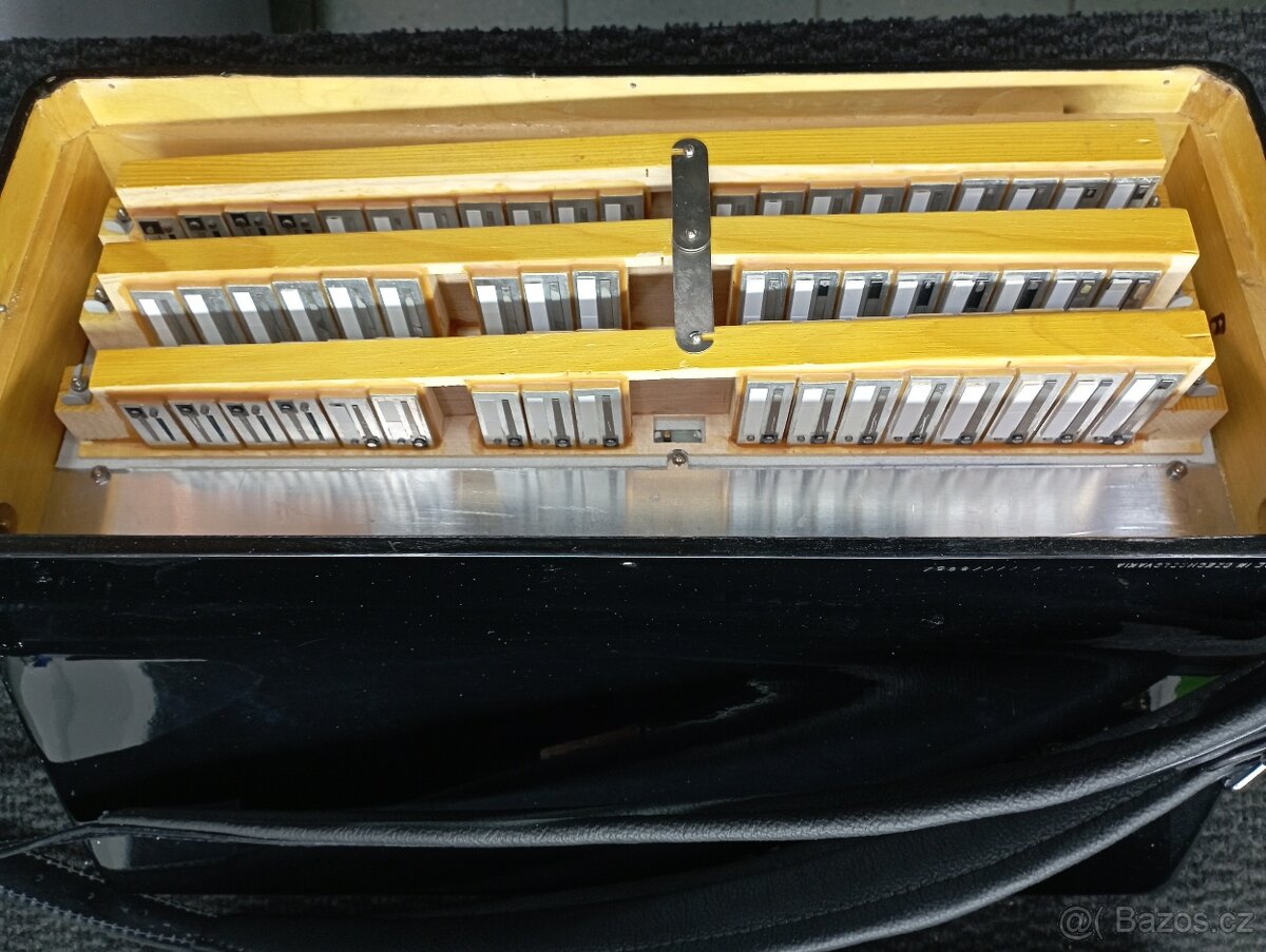 Delicia Carmen lll,96 bas - 6