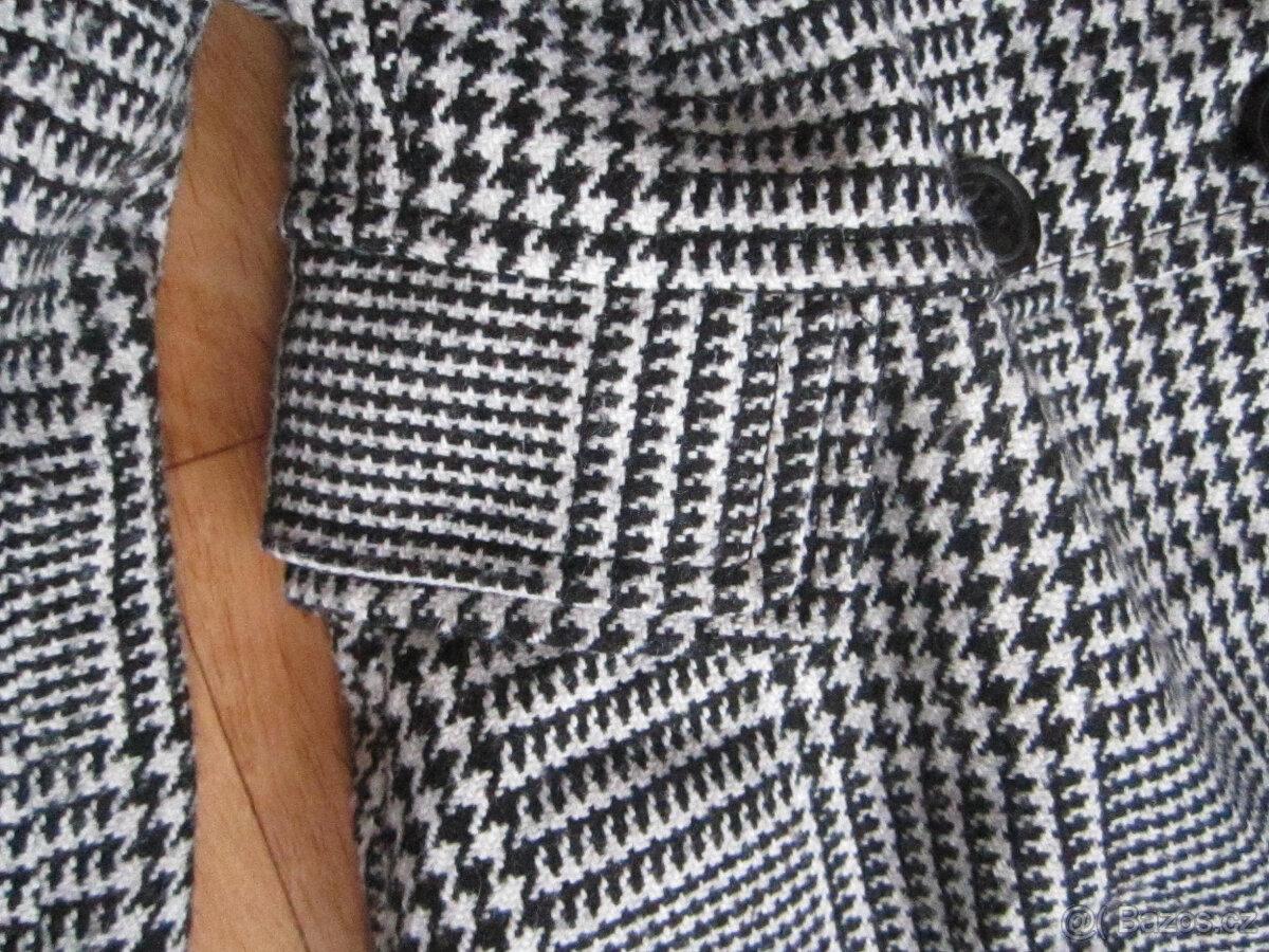 Černobílý kabát zn. Orsay, vel. S/36, délka 100 cm - 6