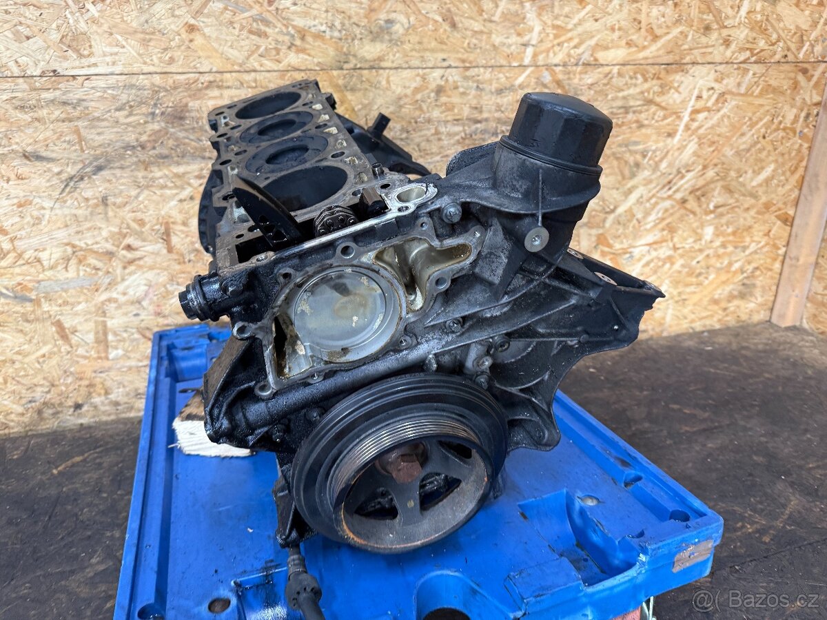 MOTOR MERCEDES W211 2.2 CDI 646.821 - 6