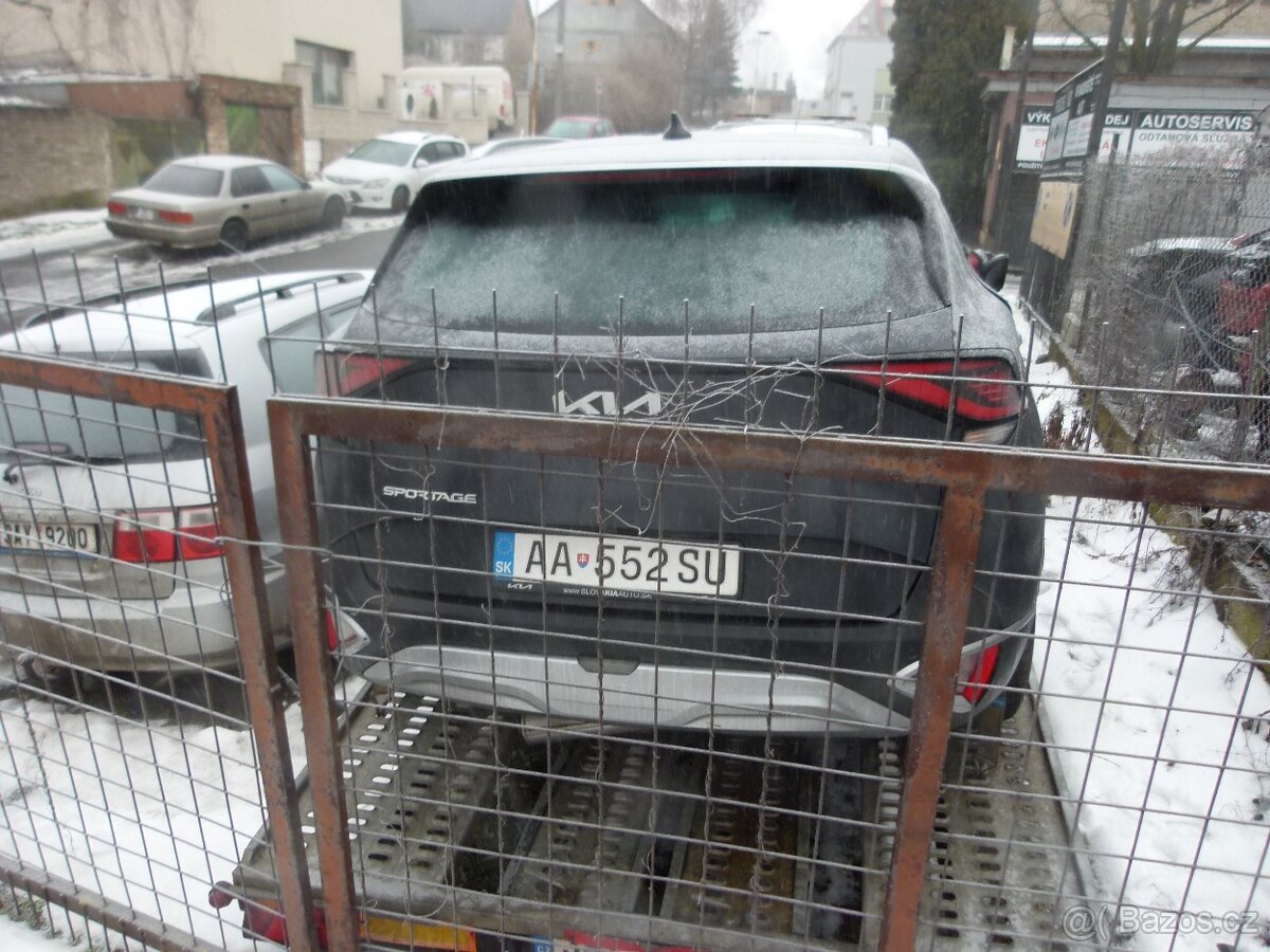 Kia Sportage 2023 1,6 B - 6