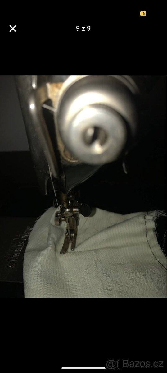 Starý šicí stroj - 6