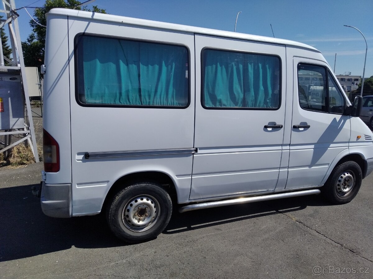 Mercedes-Benz Sprinter208CDi-9 míst - 6